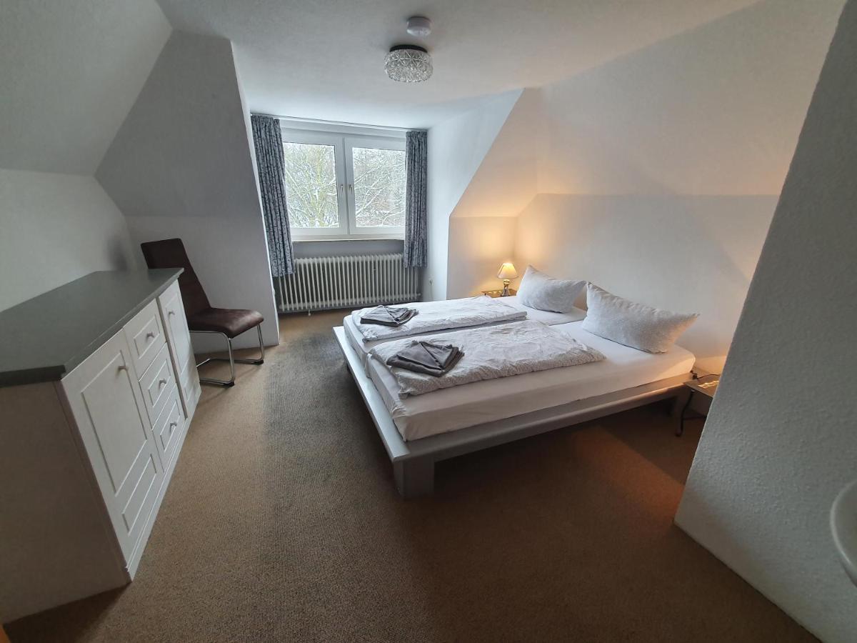 Am Stadtpark Apartment *